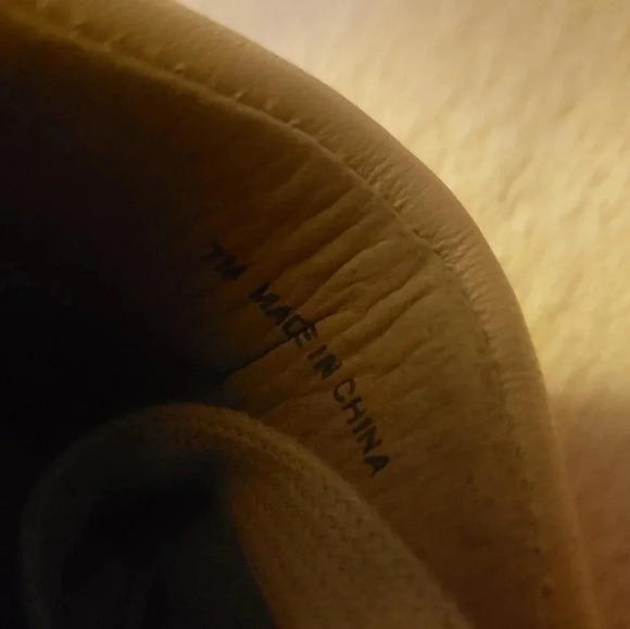 Women's Chelsea & Violet Platform Sneakers - Picture 6 of 7